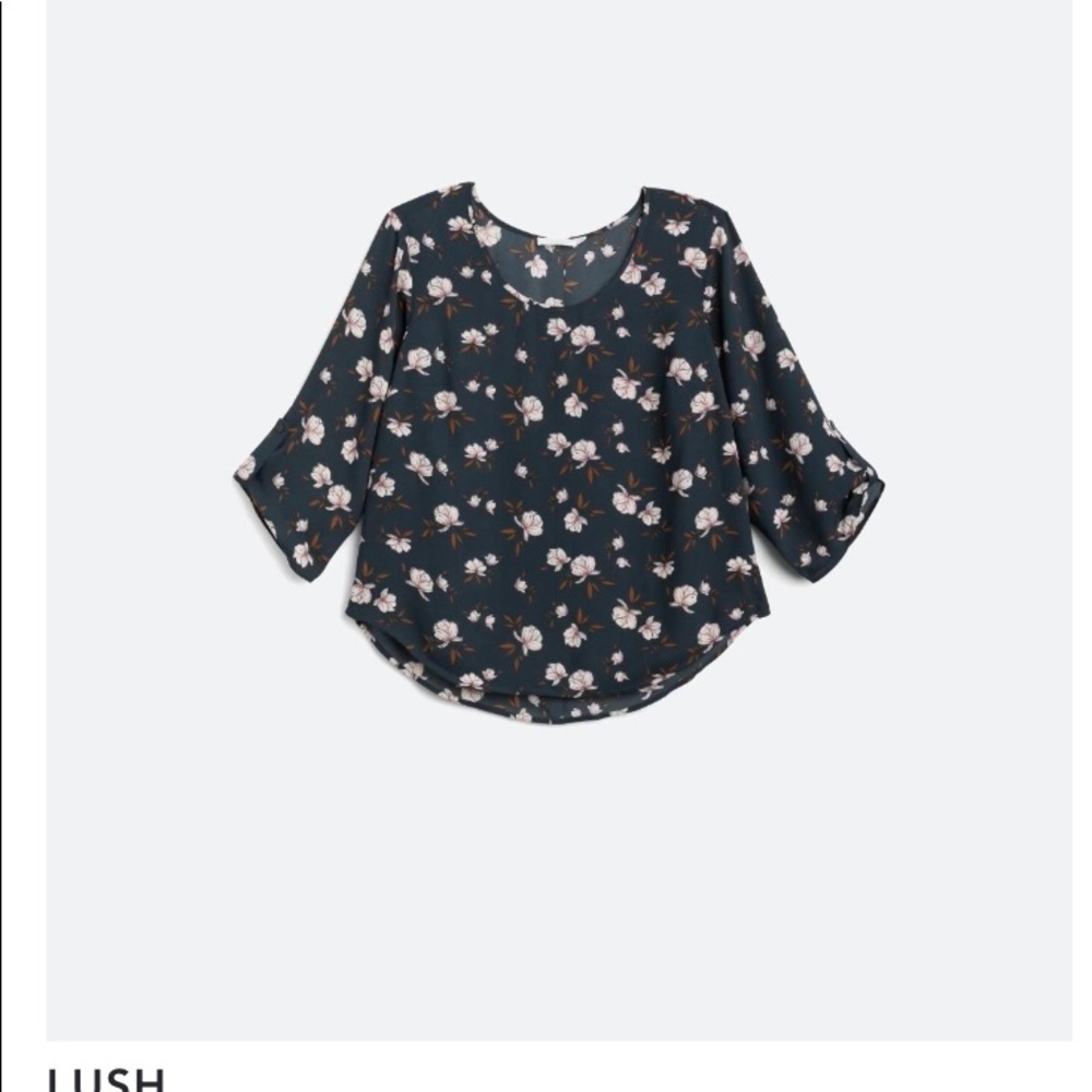 NWT Lush Warren Back Button Detail Blouse / Stitch Fix / 1X